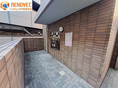 【ゴミステーション】◆敷地内にあるのでゴミ出しが楽になります♪◆マンションのゴミ捨て場は、住民の生活を快適にするための重要な設備です。ルールを守り、マナーを意識して利用しましょう。