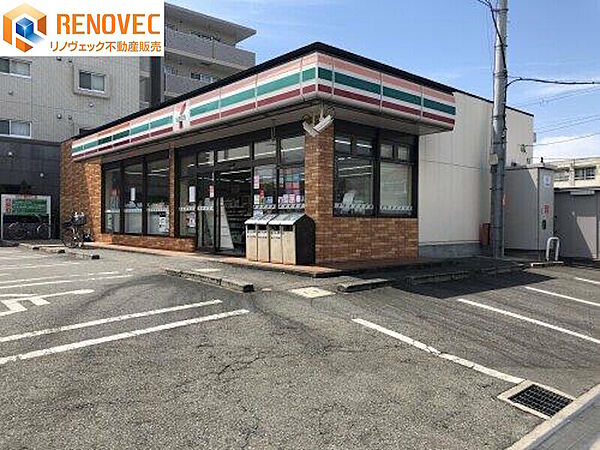 【近隣コンビニ】『セブンイレブン深井東町店』まで徒歩1分