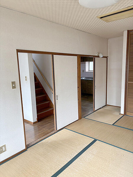 居間