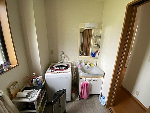 detached 山形県南陽市宮内2155-3
地図を見る