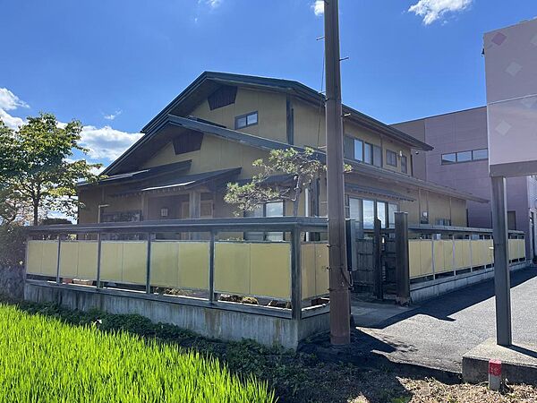 detached 山形県東置賜郡高畠町大字入生田
地図を見る