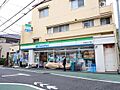 ファミリーマー...