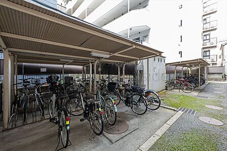 駐輪場(月額500円)※年払い