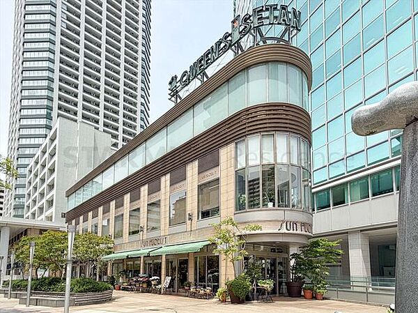 クイーンズ伊勢丹白金高輪店 490m