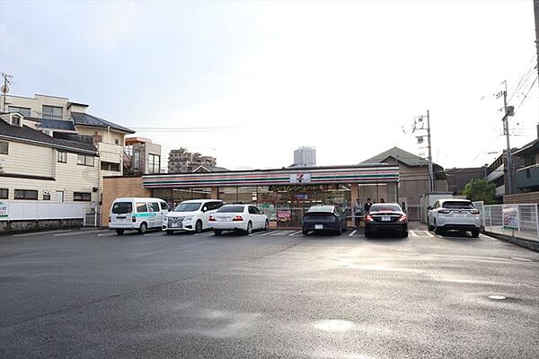 セブンイレブン調布菊野台2丁目店 300m