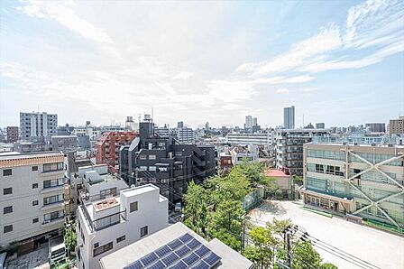 7階から望む、開けた眺望が魅力的です