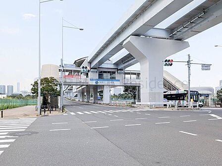 有明テニスの森駅 600m