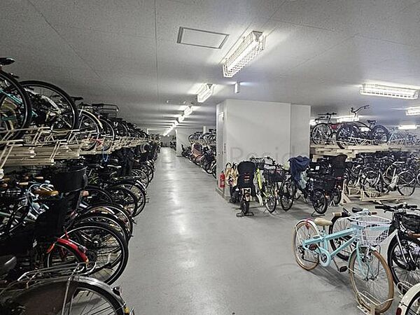 駐輪場（月額100～600円）