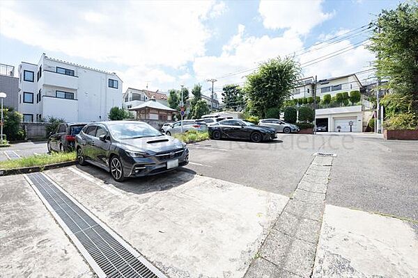駐車場（月額25000円）