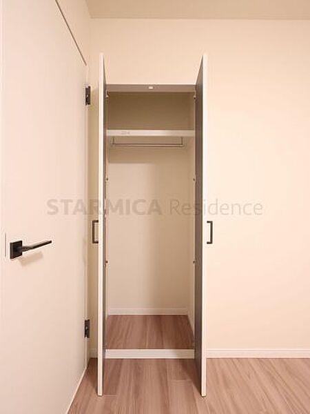 各部屋に収納完備収納はいくつあっても嬉しいですね。