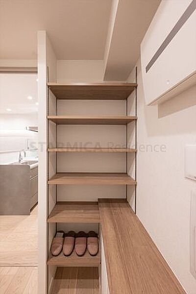 可動式の棚なのでサイズ変更も自由自在