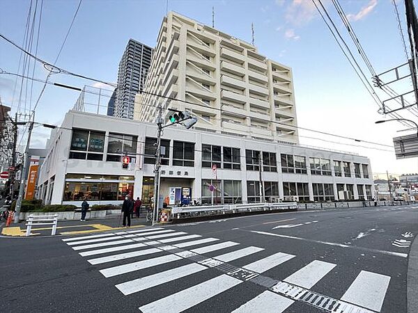 中野郵便局 240m