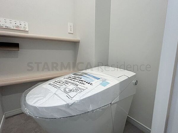 落ち着いた色味のアクセントクロスを採用汚れが目立ちにくく、さらにお洒落空間に。