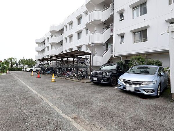 駐車場（月額16000円）