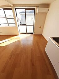 JR予讃線 宇多津駅 3.3kmの賃貸アパート 2階1LDKのリビング/ダイニング