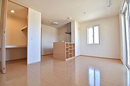 JR瀬戸大橋線 坂出駅 徒歩29分の賃貸アパート 2階1LDKのリビング/ダイニング