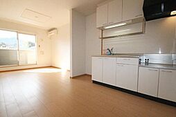 高松琴平電気鉄道志度線 原駅 徒歩9分の賃貸アパート 2階2LDKのリビング/ダイニング