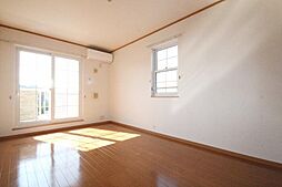 高松琴平電気鉄道琴平線 空港通り駅 6.6kmの賃貸アパート 2階2LDKのリビング/ダイニング