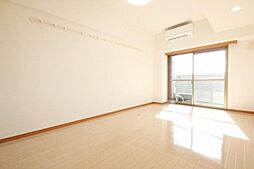 ストーリァ中央町 3階1Kのリビング/ダイニング