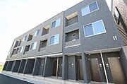 沖松島駅より徒歩2分 築2年11ヶ月 3階建の賃貸物件