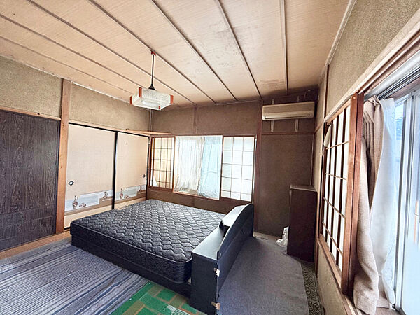 8帖和室