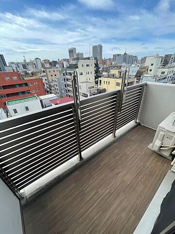 バルコニー