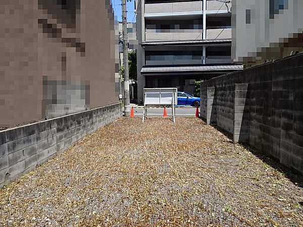 現地