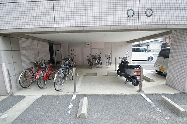 画像19:駐輪場・バイク置き場