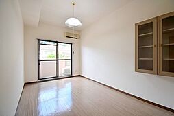 レジデンス西木 202 2階1Kのリビング/ダイニング