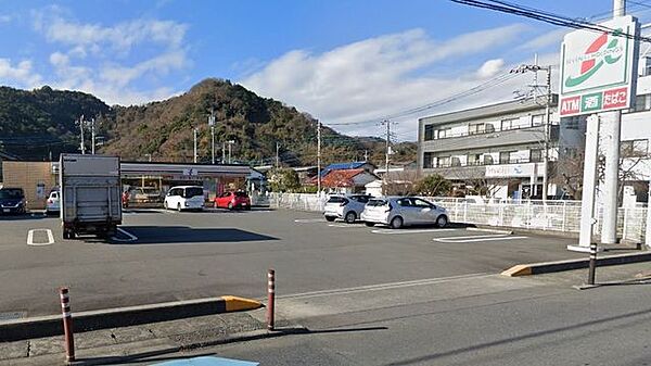 セブンイレブン清水町中徳倉店 560m