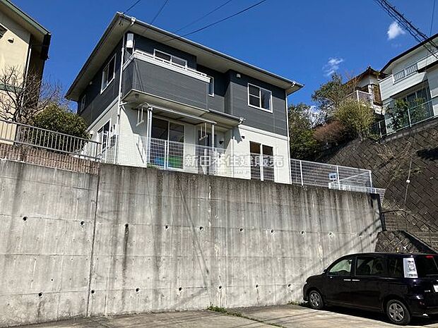 並列3台駐車可　三島市初音台中古住宅(4LDK)の外観