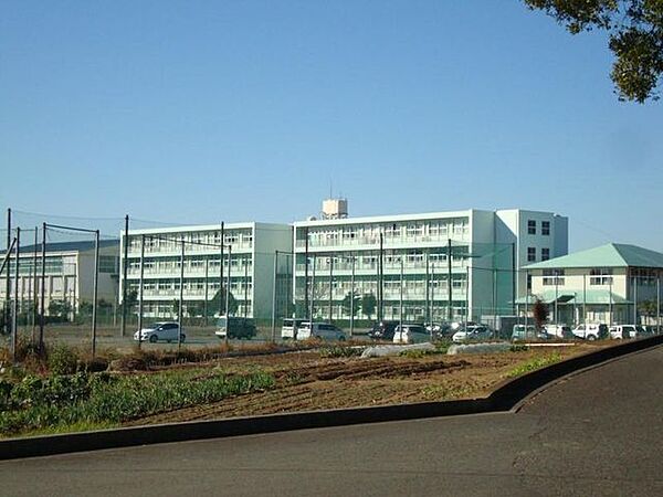 函南町立東中学校 2280m