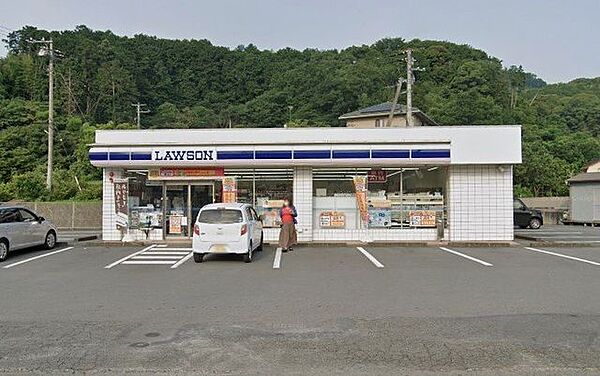ローソン伊豆長岡店 140m