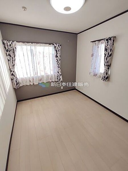 洋室5.7帖
