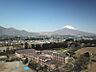 周辺：御殿場市立富士岡中学校 1370m