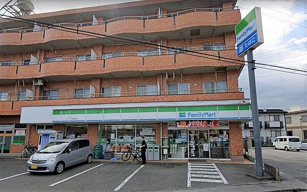 ファミリーマート三島幸原店 320m