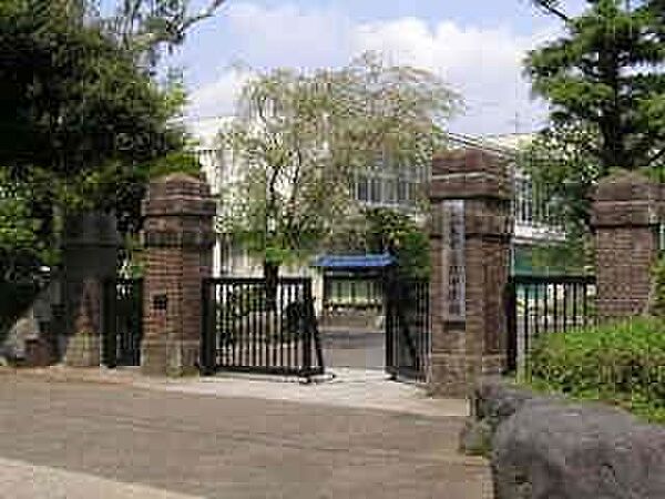 三島市立北中学校 640m