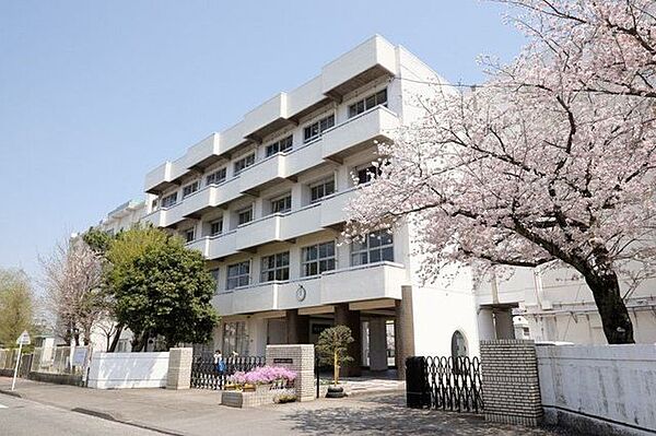 沼津市立開北小学校 450m
