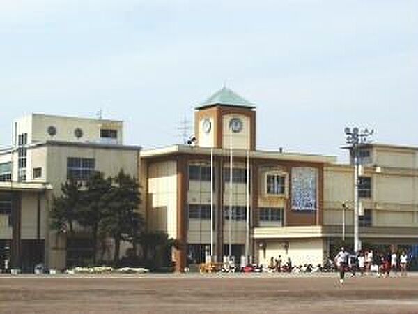 沼津市立第一小学校 600m