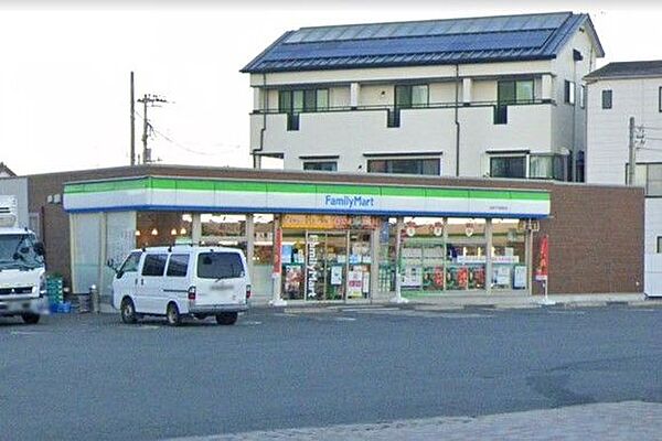 ファミリーマート沼津下河原町店 370m