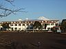 周辺：三島市立長伏小学校 670m