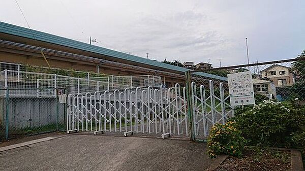 函南町立二葉こども園 徒歩21分。 1620m