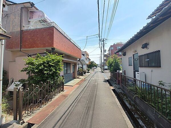 前面道路含む現地写真