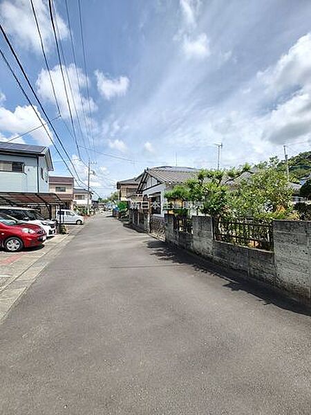 西側公道