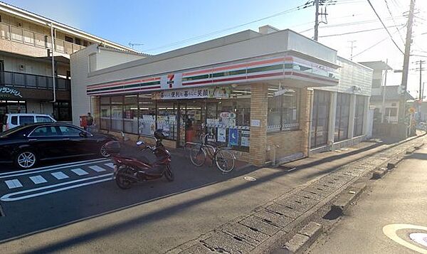セブンイレブン大岡北店 徒歩9分。 680m