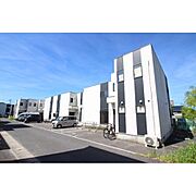 中津駅より徒歩28分 2階 築12年10ヶ月の賃貸物件