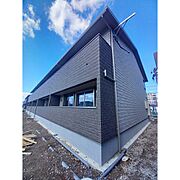 中津駅より徒歩15分 2階 築1年の賃貸物件