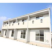 中津駅より徒歩18分 築9年4ヶ月 2階建の賃貸物件
