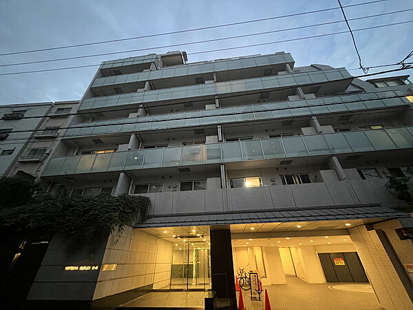 四谷デュープレックスD-R（YOTSUYA DUPLEX D 314｜東京都新宿区舟町(賃貸マンション1LDK・3階・52.03㎡)の写真 その1