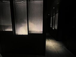 8 / 24